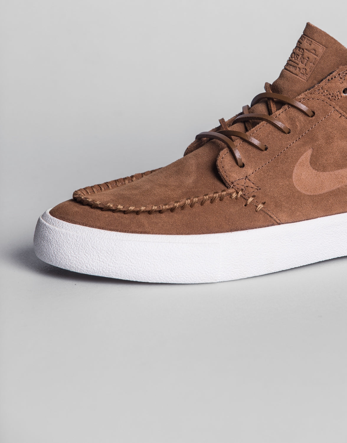 Zoom Janoski Mid RM Crafted
