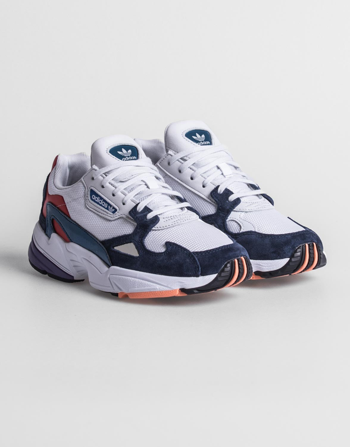 Falcon W