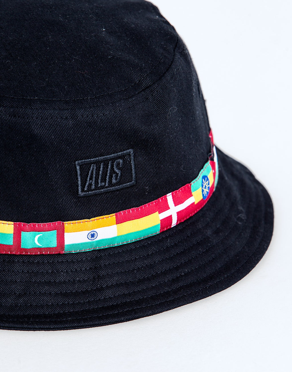Going Global Bucket Hat