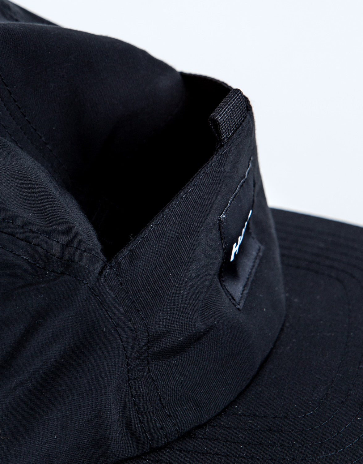 Nylon Stash Pocket Volley
