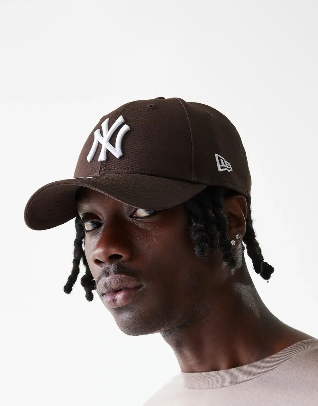 New York Yankees League Essential 9FORTY