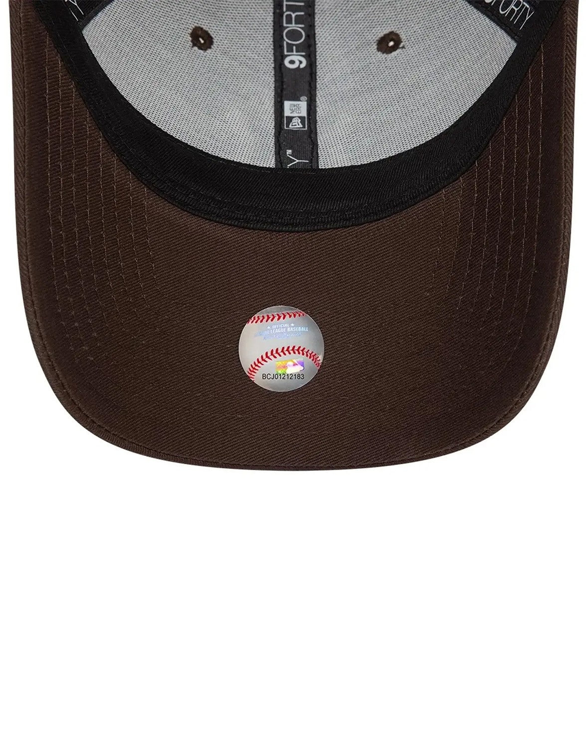 New York Yankees League Essential 9FORTY